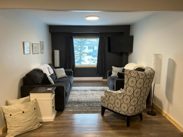 Bears Den Guest House II Черчилл Экстерьер фото